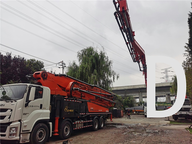 青島混凝土泵車(chē)價(jià)格 (11)