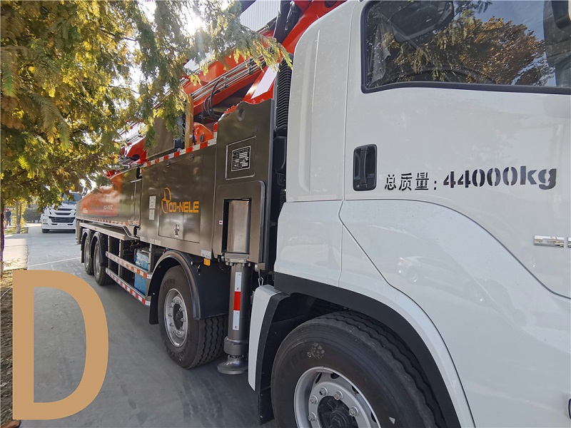 青島混凝土泵車價(jià)格 (15)
